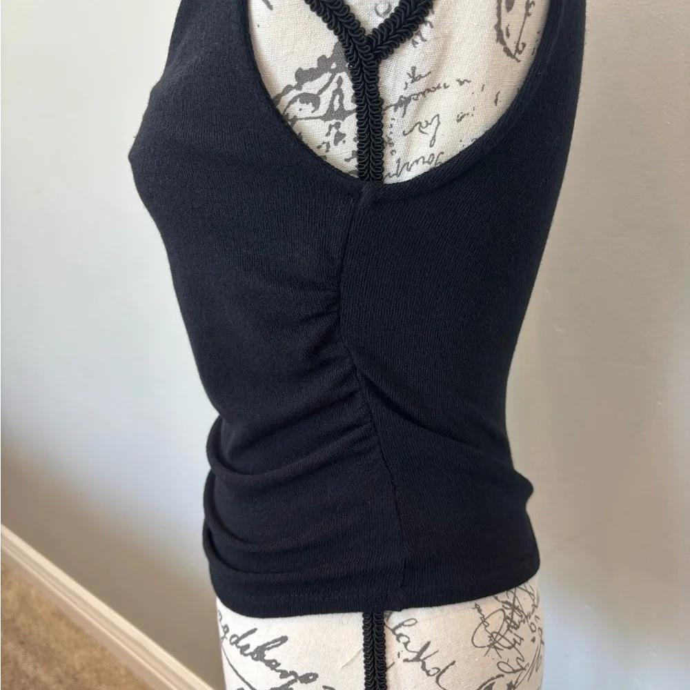 Charlotte Avery Black Fitted Top - Picture 2 of 5